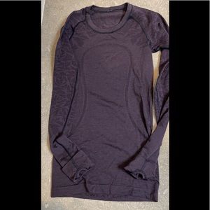 Lululemon long sleeve excellent used condition